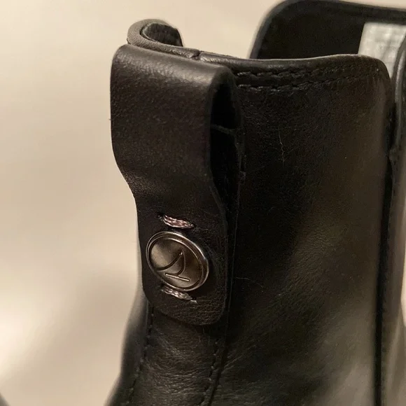 Sherry Top Sider Short Boots Black Leather Block Heels sz 9 Vietnam - Picture 4 of 10